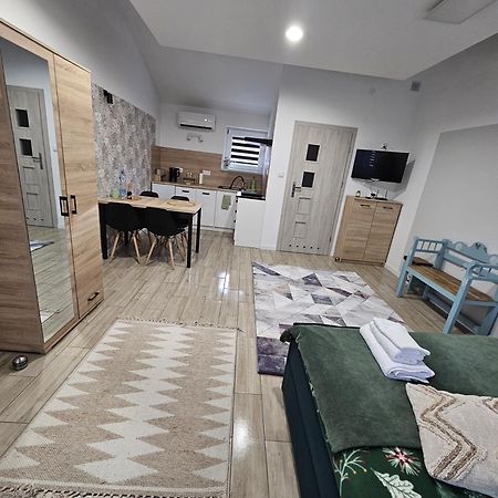 Apartament Tam Gdzie Zawsze Apartment วัลช์ซ ภายนอก รูปภาพ